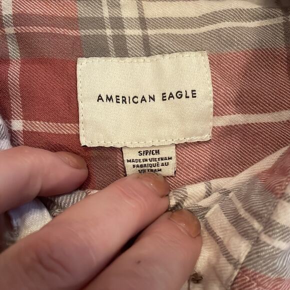 American Eagle Cropped Flannel Pink Size small - Picture 5 of 7